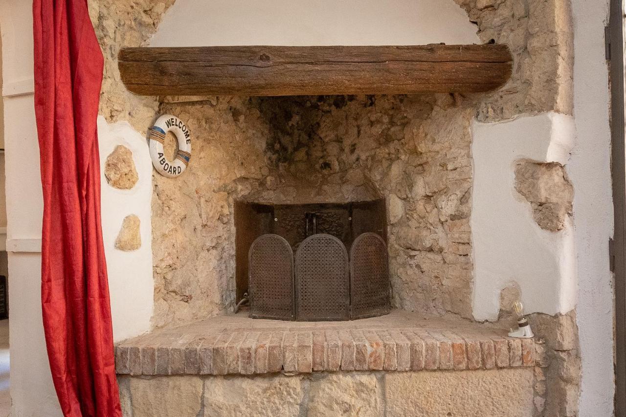 Un Pezzo Di Storia Vicino Al Mare Rosignano Marittimo Exterior foto